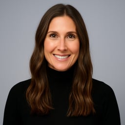 Holly Lovett