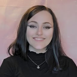 Sara Winter