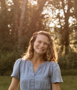 Lindsey Holloway